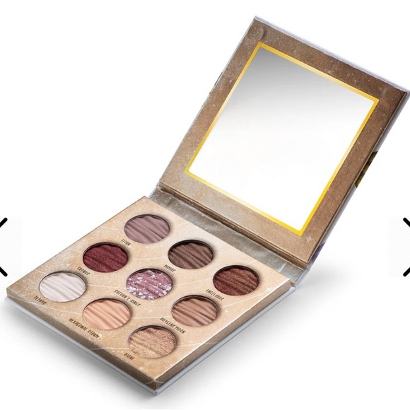 Dito Cosmetics Saturn Shade Palette - Picture 7 of 11